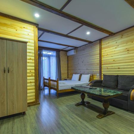 Sister'S Warm Guest House Batumi Exteriér fotografie